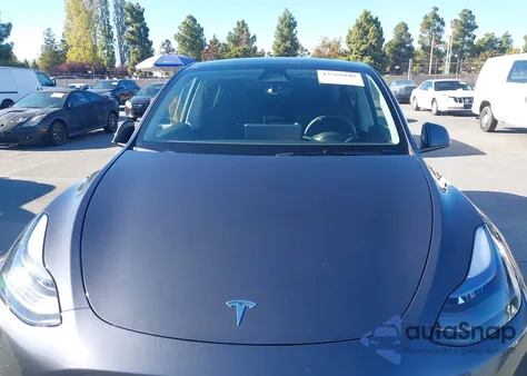 2023 Tesla Model Y Rwd из США, поврежденный, VIN 7SAYGDED5PF980101